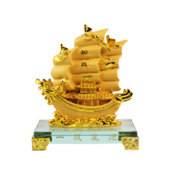 เรือสำเภาโบราณ หัวมังกรทองคู่ วัสดุเรซิ่นสีทองพ่นทราย ฐานแก้ว สูง 6 นิ้ว, ฮวงจุ้ย (Feng Shui Products)